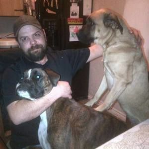 Meet your Posher, Dennis